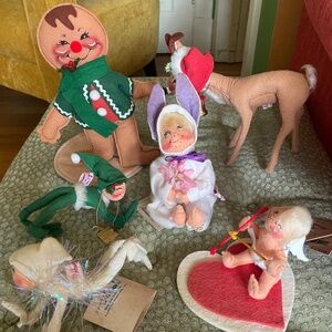 Set of 6 Vintage Annalee Figures